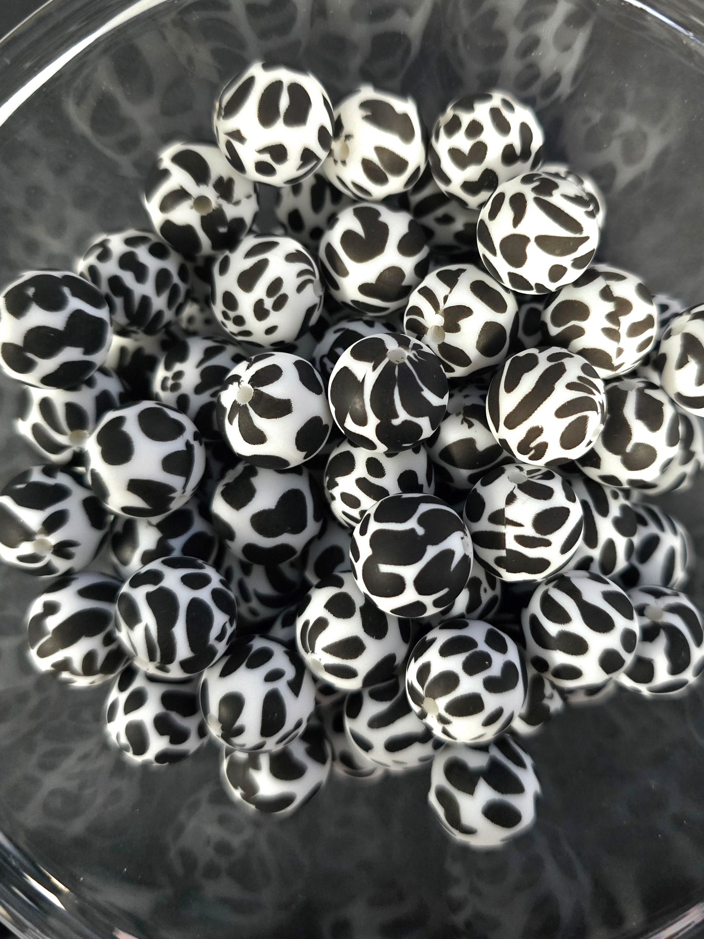 BLACK COW BEAD