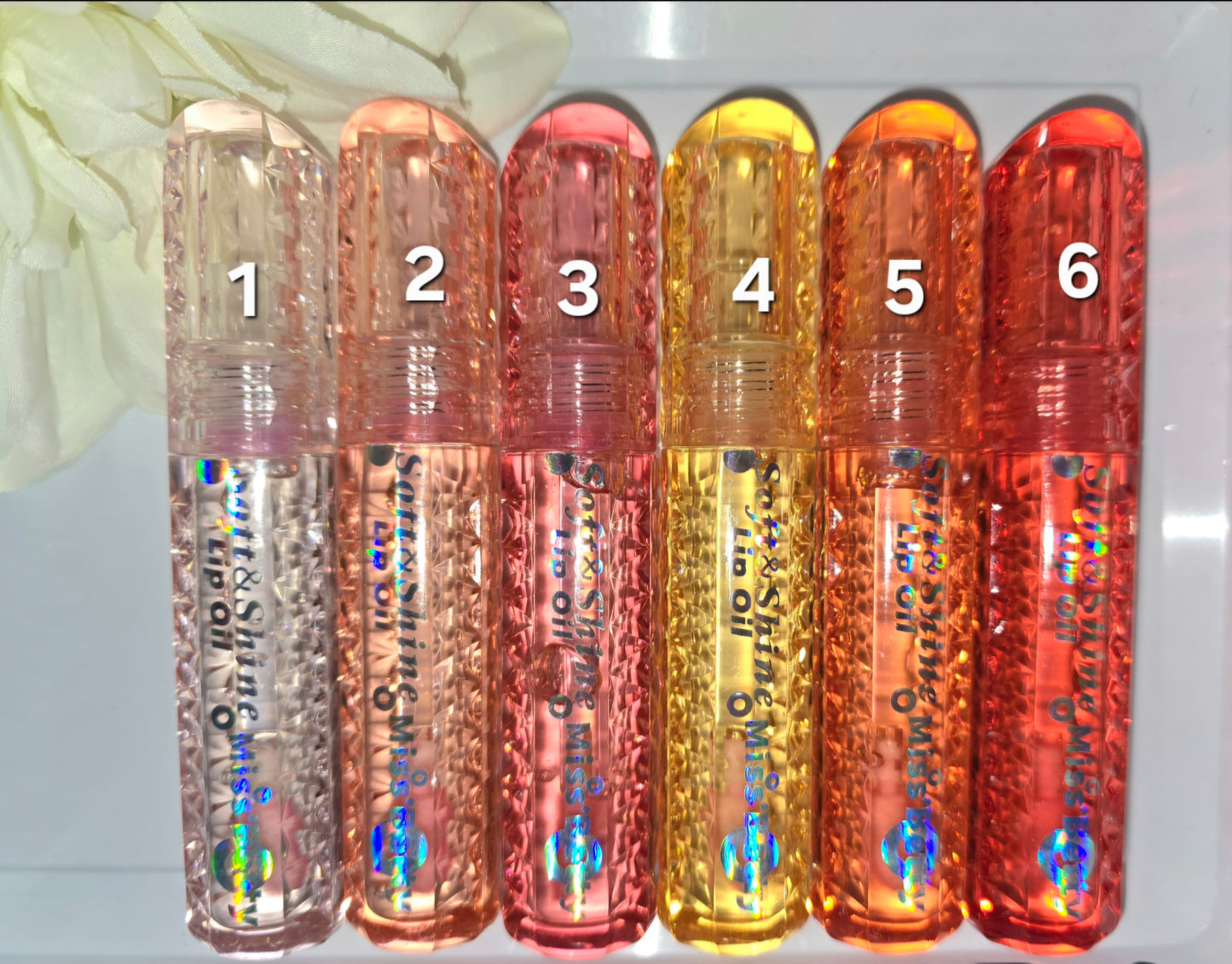 SOFT & SHINE LIP OIL