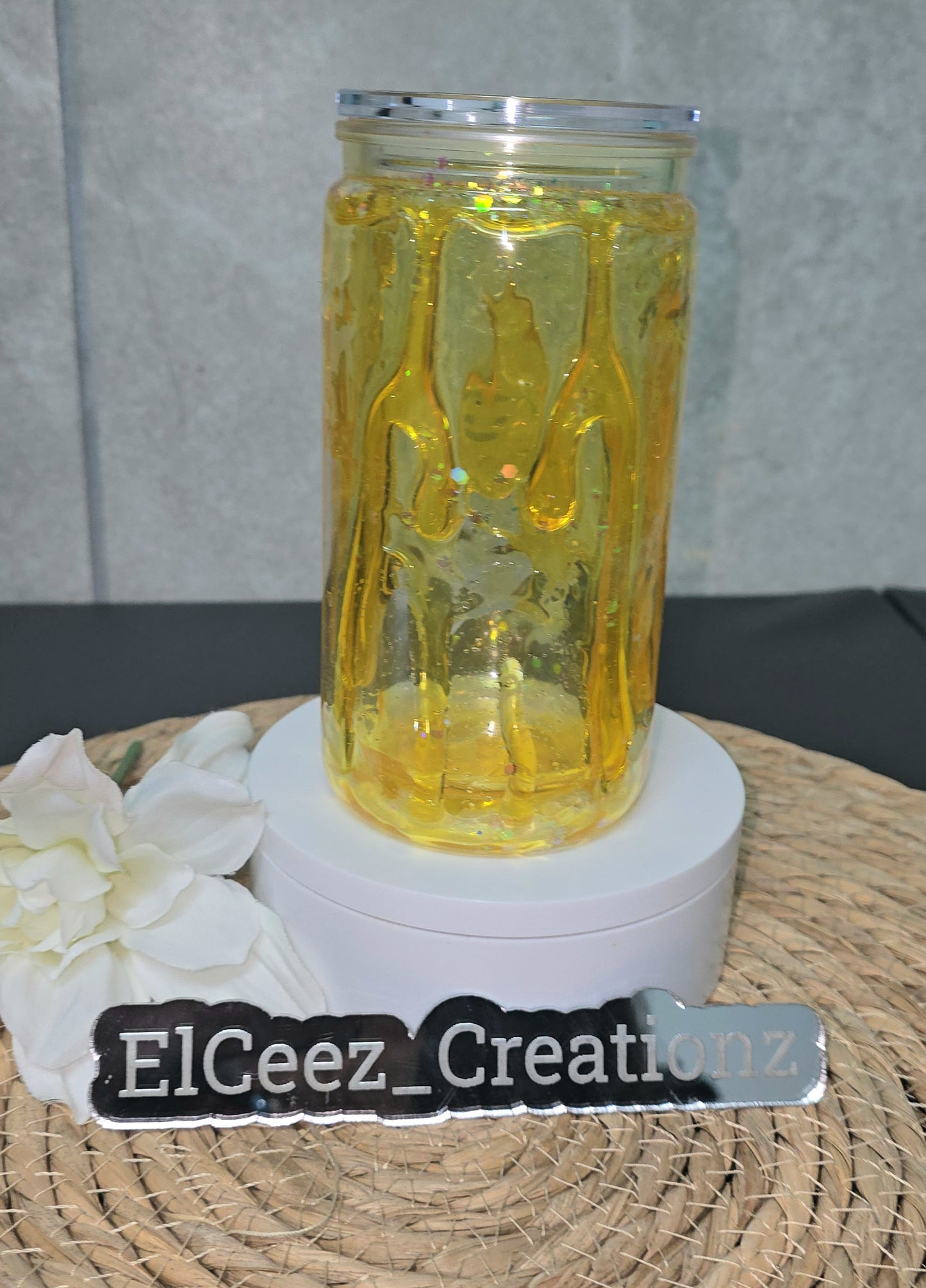 16oz Acrylic Snowglobe Cup