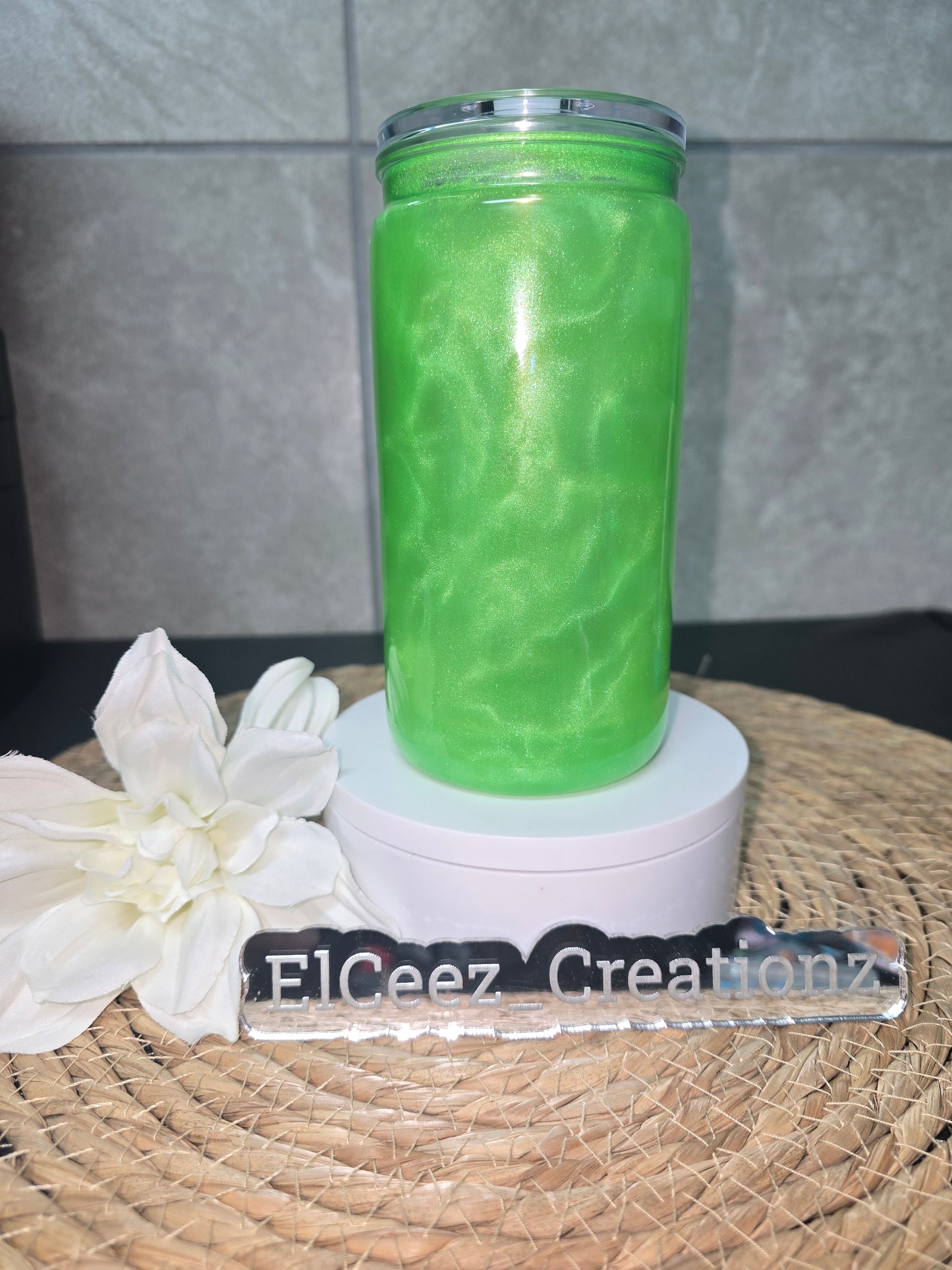 16oz Acrylic Snowglobe Cup